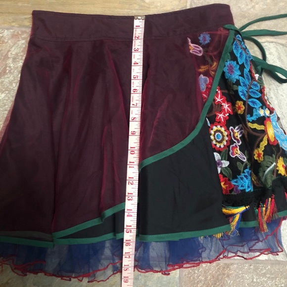NWT Embroidered layered skirt - Picture 7 of 7